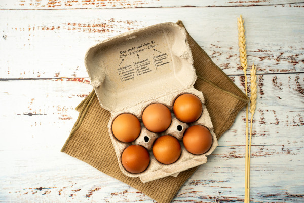 Eier aus dem Hühnermobil, Größe M, braun