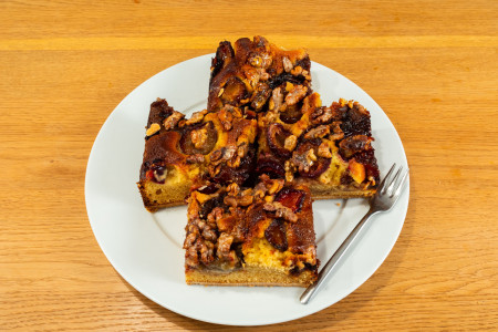 Pflaume-Walnuss-Schnitte