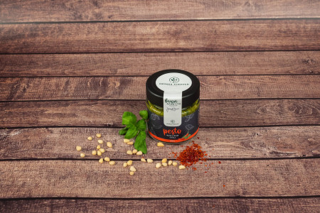 Basilikum-Chili Pesto