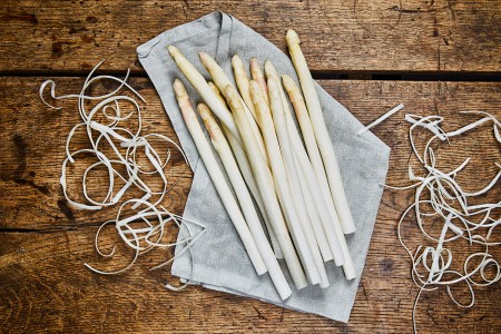 Geschälter Spargel weiß/violett 14+ mm