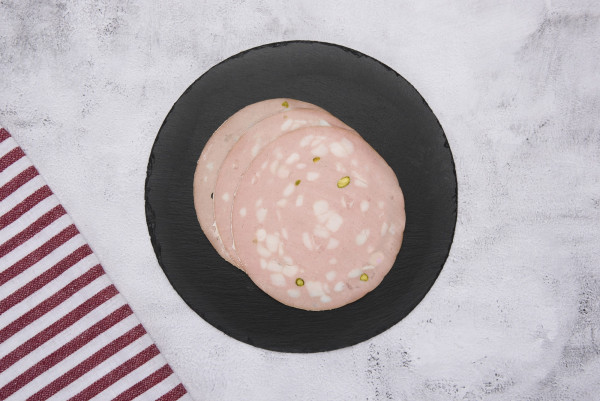 Mortadella mit Pistazien