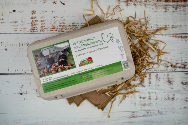 15 Eier aus dem Hühnermobil, weiß