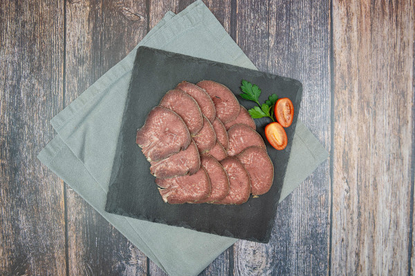 Aufschnitt gekochte Rinderzunge
